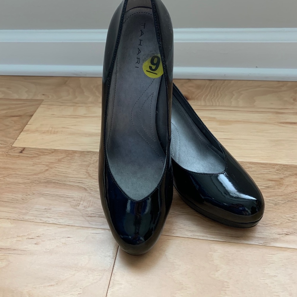Size 9 Black Patent leather Tahari pumps.